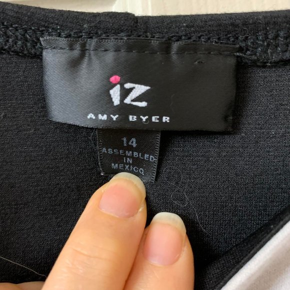 🌷3 for$25🌷IZ Amy Byer, Size 14 Girls, Black & White Sunburst Pattern Dress - Picture 6 of 8